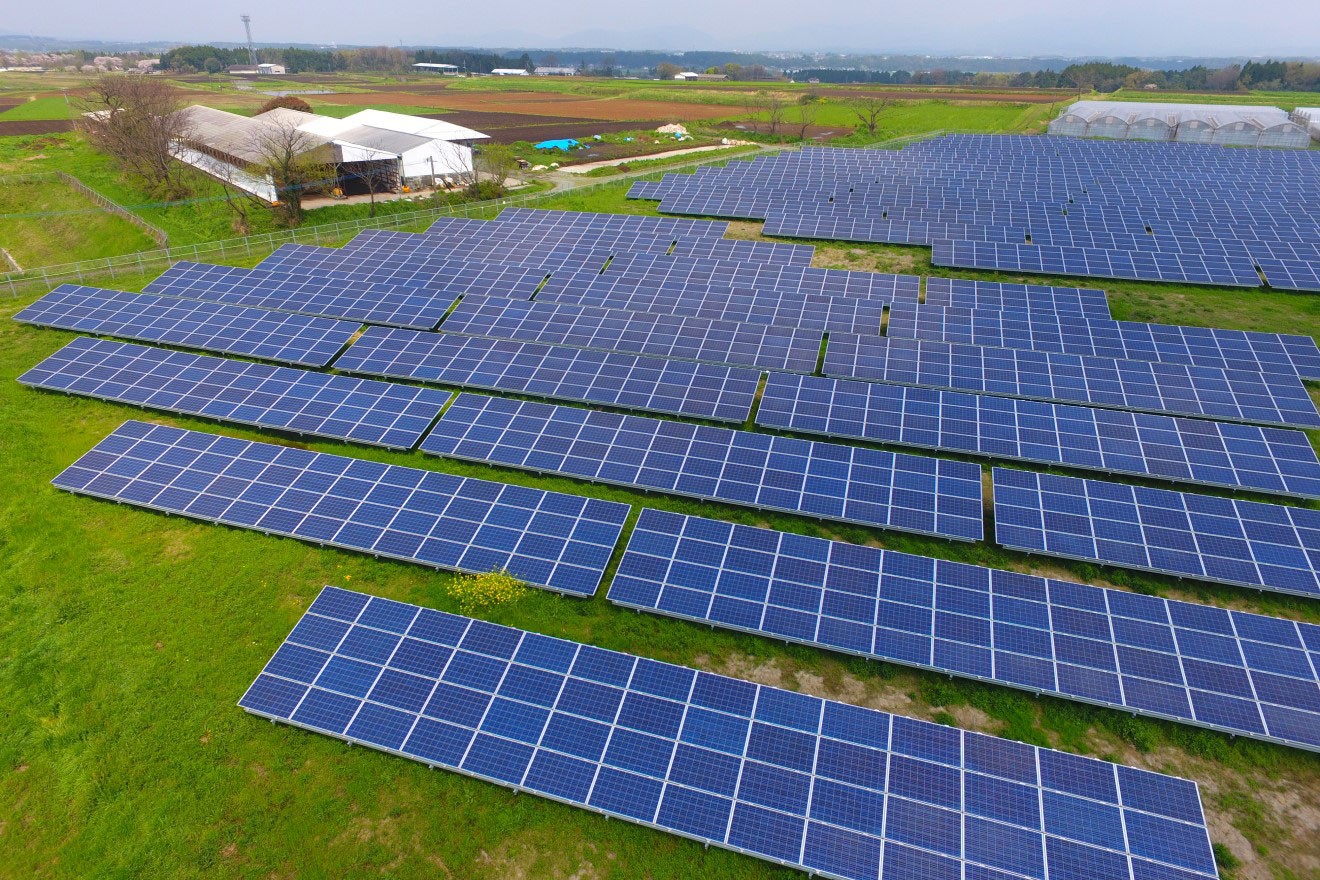 自然電力の「合志農業活力プロジェクト太陽光発電所」