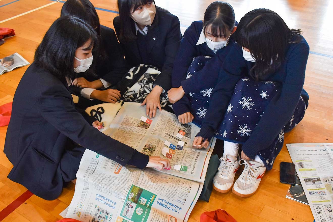 一つの記事と多様な目標との関連発見 神奈川・高浜高で「中高生のための朝日SDGsジャーナル」出張授業