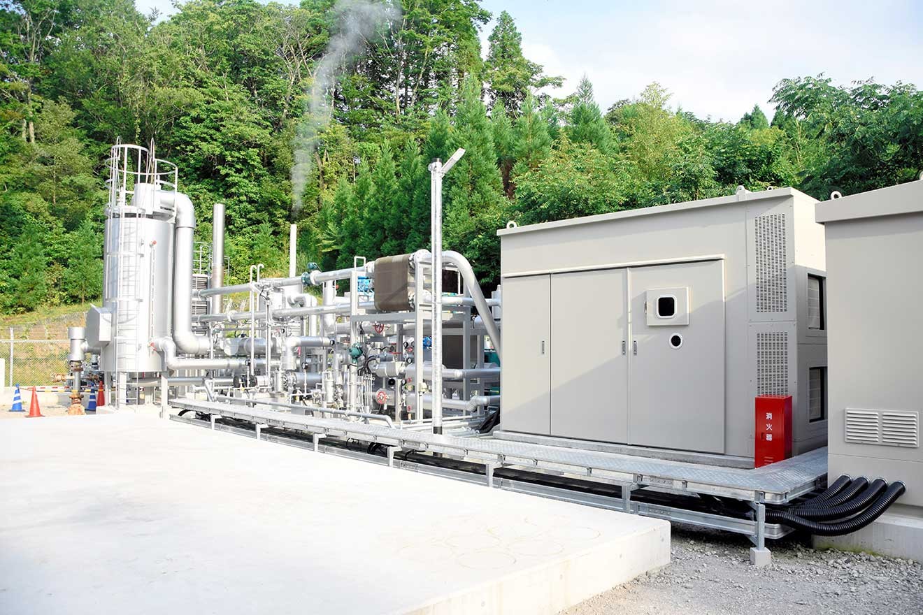 A plant built by Obayashi Corporation to produce hydrogen using electricity generated by geothermal power generation