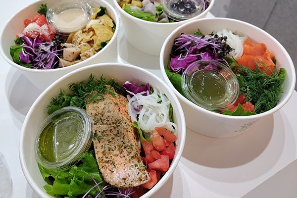アクアポニックスのサラダボウル店、オープン！ 「食べるSDGs」で循環