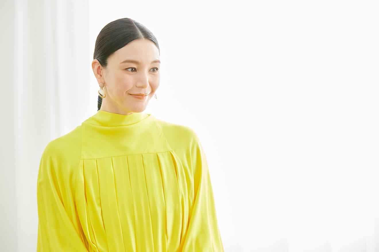 無意識の偏見なくし 自分らしい美しさを 浅野妙子さん 知花くららさんがshiseidoの新プロジェクトを体験 Sdgs Action 朝日新聞デジタル